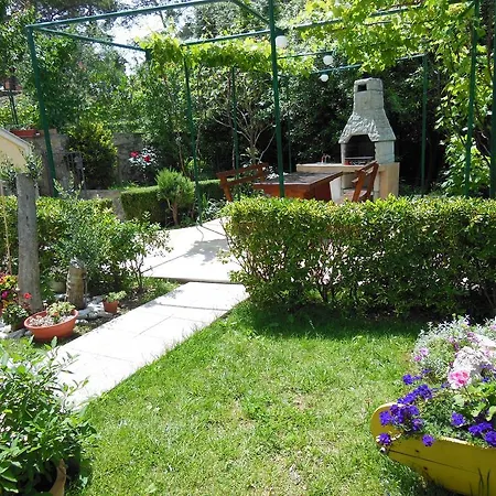 Apartment Graso Banjol Exterior photo